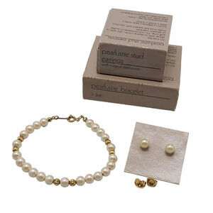Vintage 1985 Signed Avon Pearlustre Faux Pearl Gold Tone Earring Bracelet 7.75”